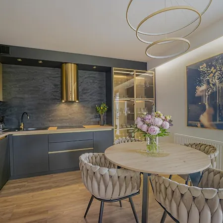 W Cieplicach Luxury Jelení Hora